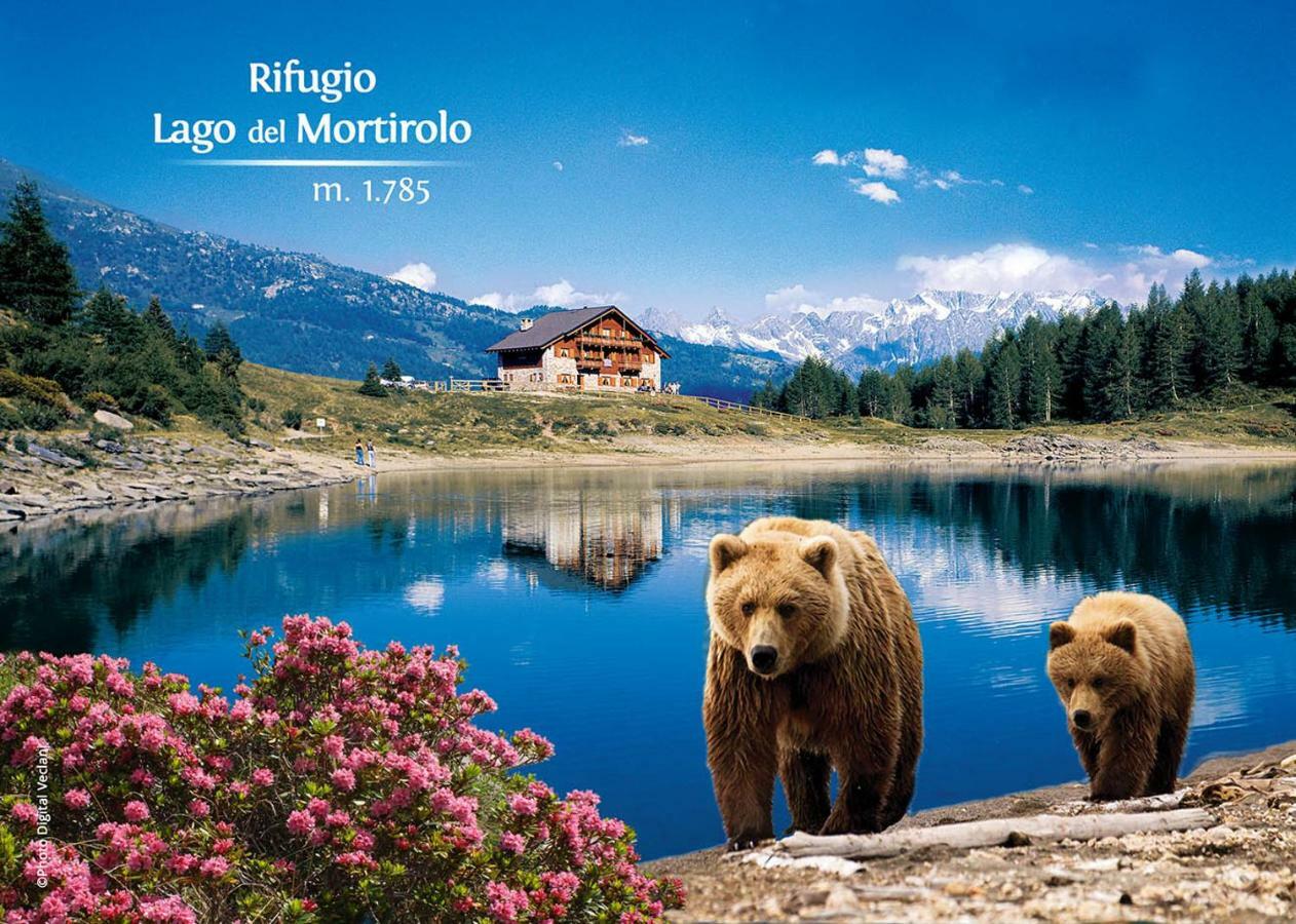 Rifugio Al Lago Del Mortirolo In Inverno Raggiungibile Solo A Piedi Monno Exterior foto